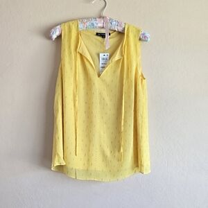 Inc Yellow Sleeveless Boho Style woven gold seed blouse NWT Size Small